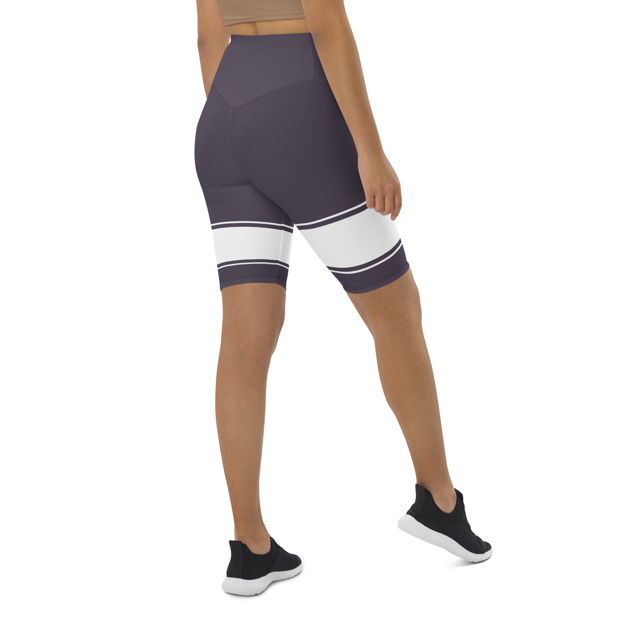 Whether you're running pavements or running errands, these Lavender Dreams biker shorts are the perfect choice. The comfortable, flexible fabric and high-rise waistband provide a flattering fit, while the white banding adds a touch of sophistication. Available in a range of sizes, these shorts are perfect for any body type.