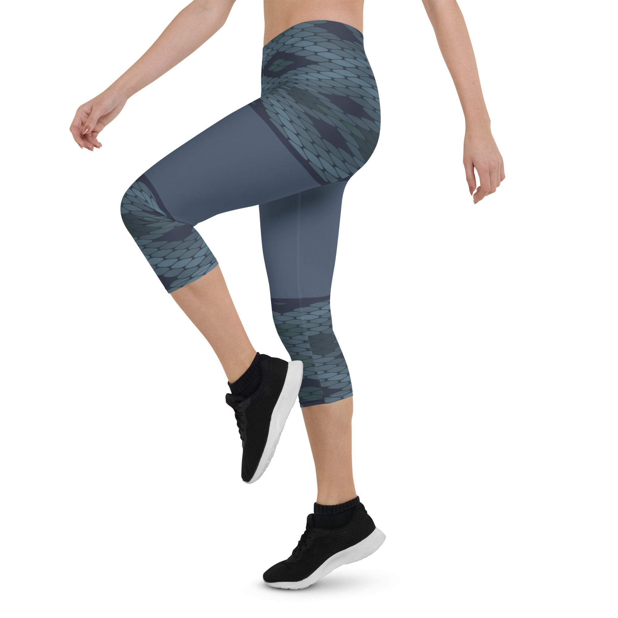 These Blue Prism capris are not just comfortable, they're also designed to keep you moving in style! With a trendy diamond-scale pattern in varying shades of blue, you'll feel energized and ready to take on any workout.