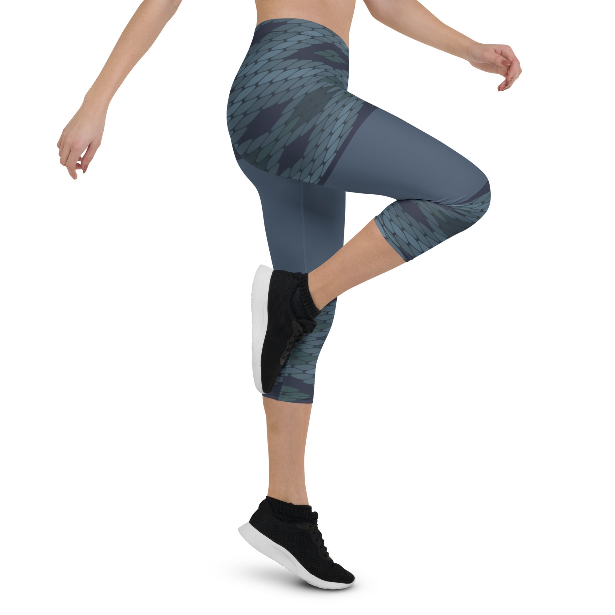 These Blue Prism capris are not just comfortable, they're also designed to keep you moving in style! With a trendy diamond-scale pattern in varying shades of blue, you'll feel energized and ready to take on any workout.