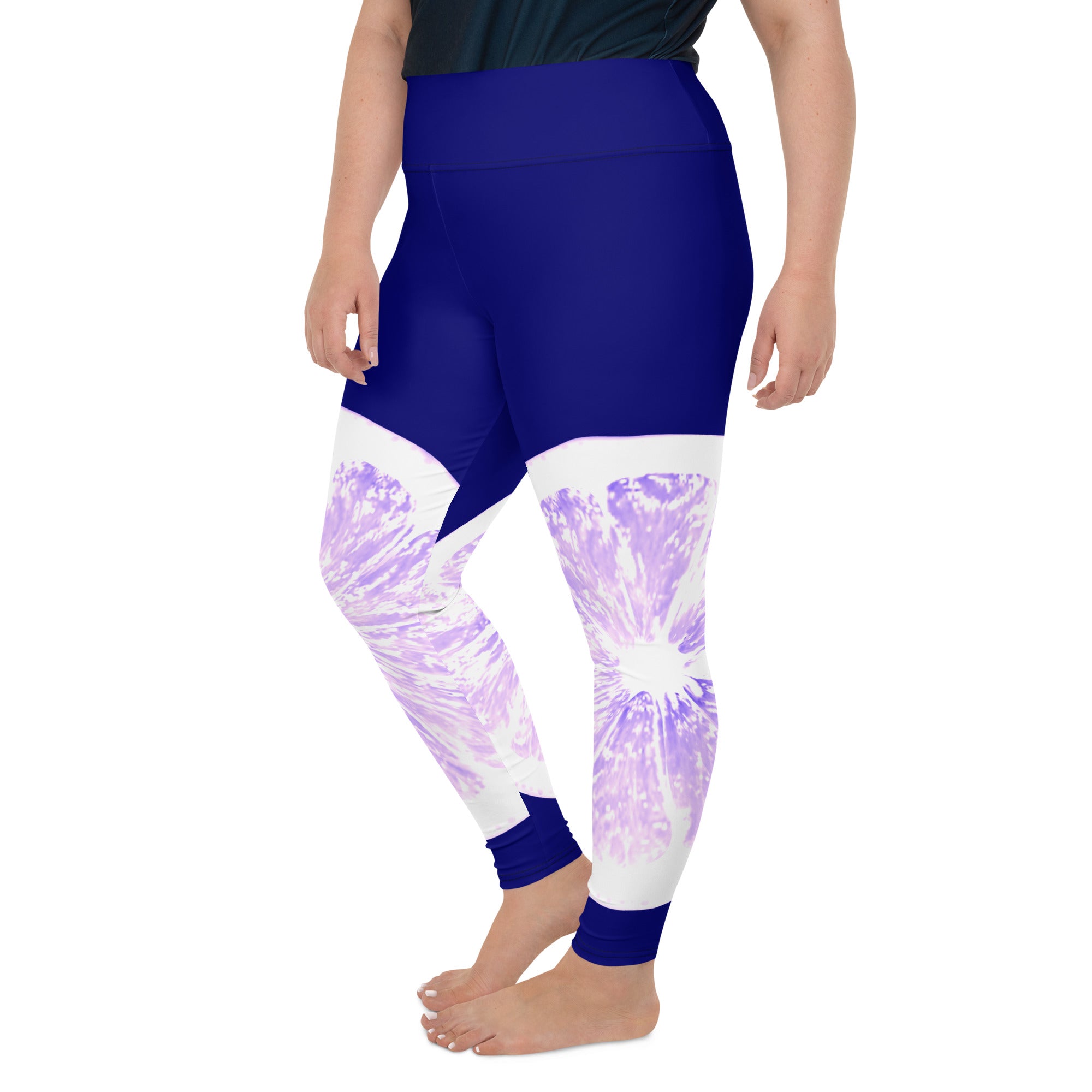 Introducing the Citrus Burst plus size leggings, the perfect mix of fun and comfort! The playful grapefruit design pops against the rich blue background, while the soft microfiber yarn ensures maximum comfort and flexibility.