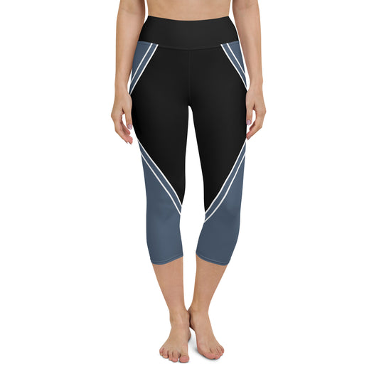 These yoga capri leggings with a high, elastic waistband are the perfect choice for yoga, the gym, or simply a comfortable evening at home.