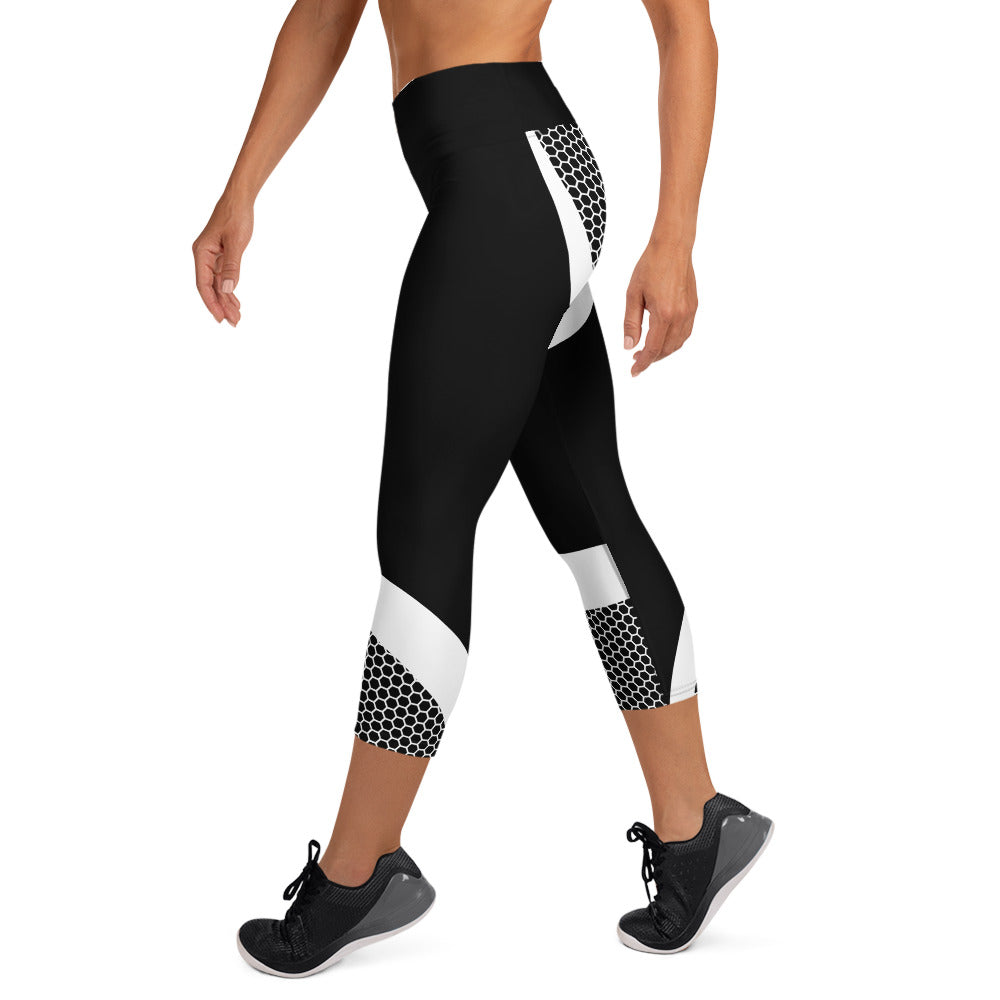 Introducing FiberFlex capri leggings, your go-to choice for gym workouts and everyday errands. These leggings are designed to make a bold statement while providing the comfort and support you need for any activity.