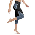 Load image into Gallery viewer, These yoga capri leggings with a high, elastic waistband are the perfect choice for yoga, the gym, or simply a comfortable evening at home.
