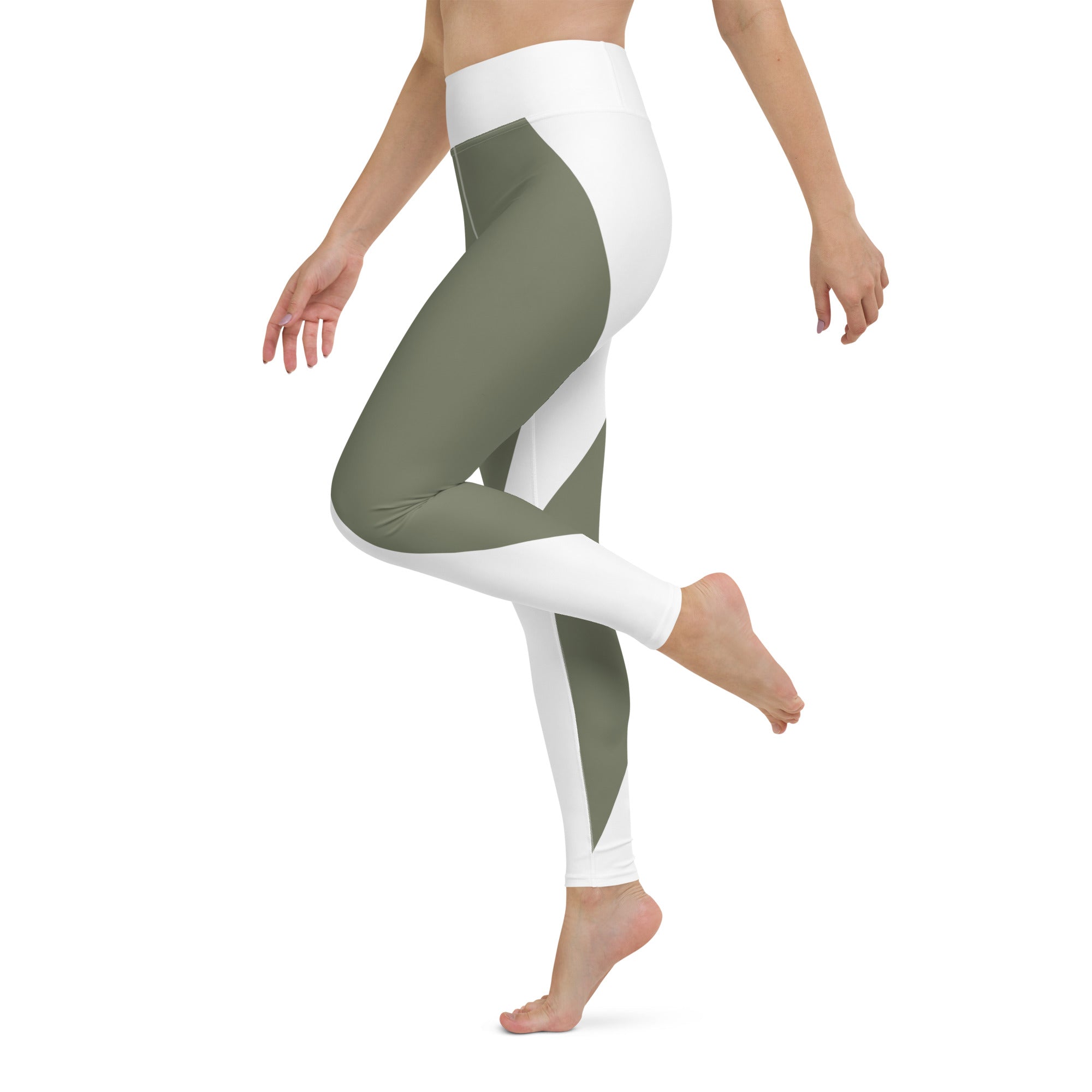 Experience the perfect blend of style and comfort with our Emerald Lane leggings. Made from high-quality polyester and spandex blend, these leggings offer a smooth and comfortable feel with four-way stretch that ensures they will never lose their shape.